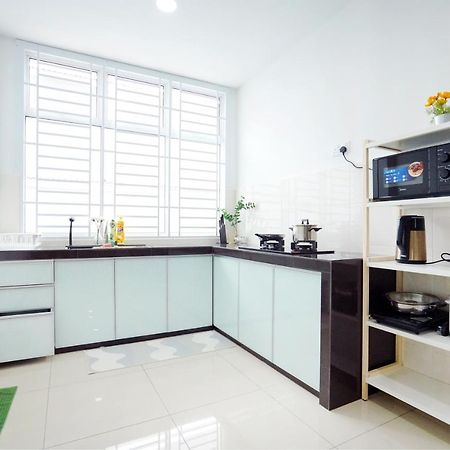 Desaru Ktv Mickey Theme By Joyfully 29M6 Bandar Penawar Exterior foto