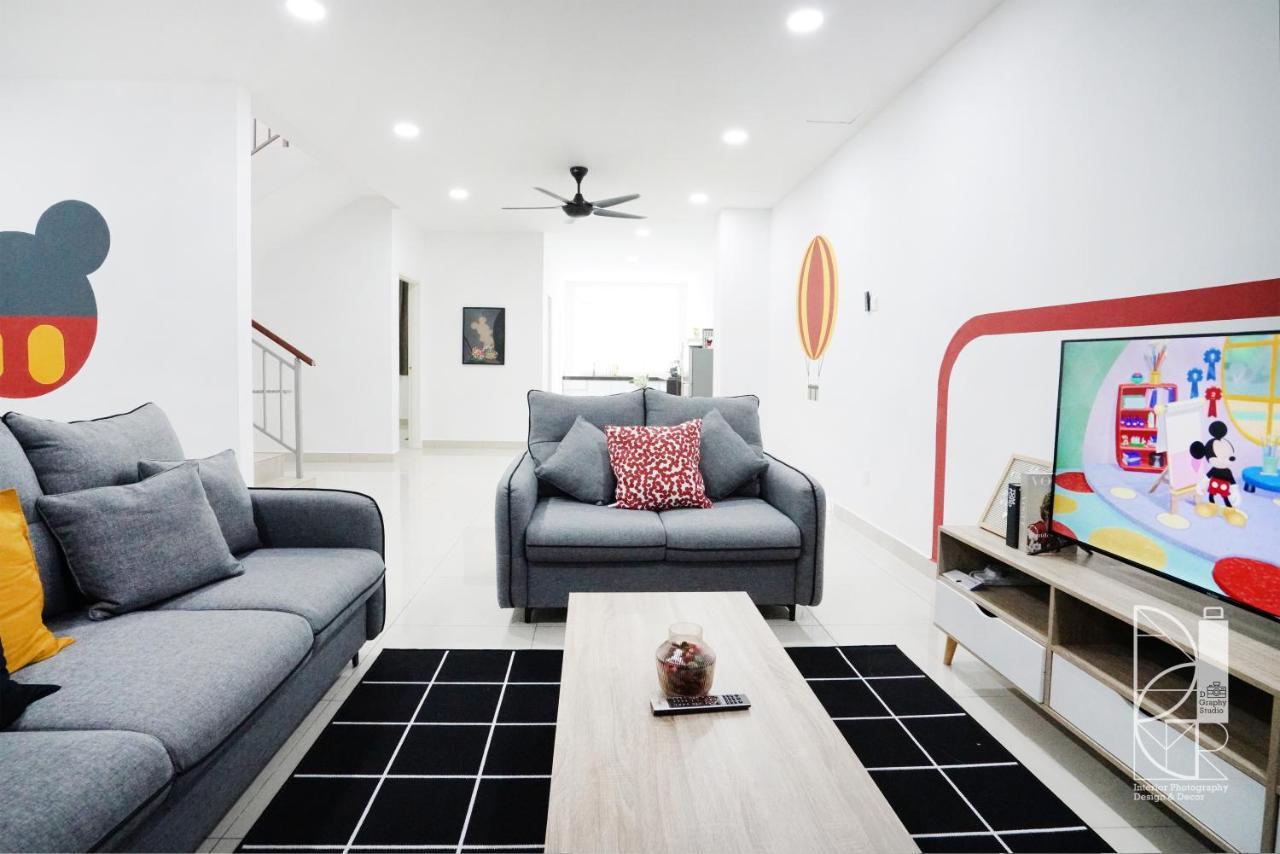 Desaru Ktv Mickey Theme By Joyfully 29M6 Bandar Penawar Exterior foto