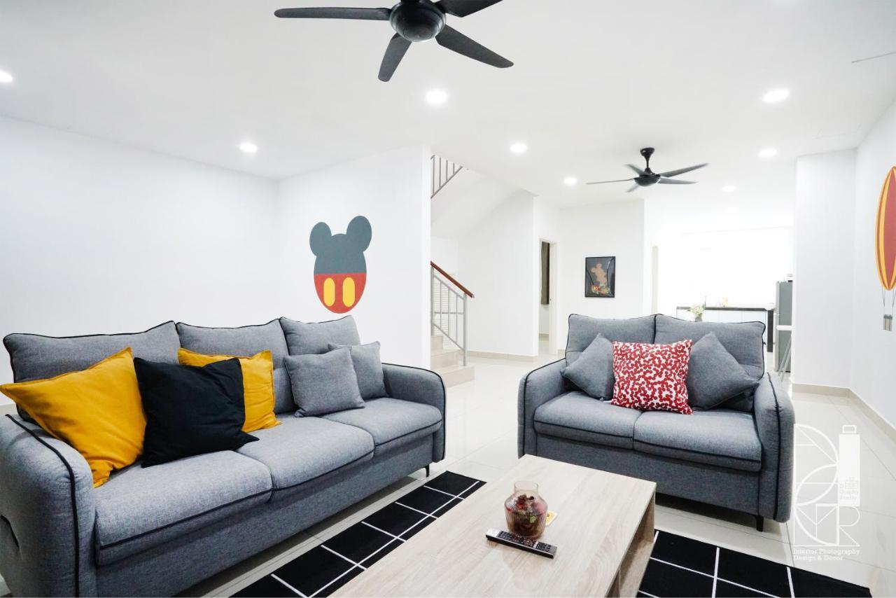 Desaru Ktv Mickey Theme By Joyfully 29M6 Bandar Penawar Exterior foto